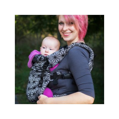 Moisha Grow ergonomical babycarrier Geostar Silver nosítko - for rent
