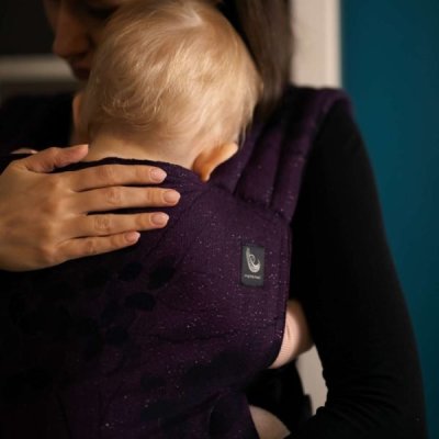 Vatanai ergonomical babycarrier Hortenzie Viktorie - for rent