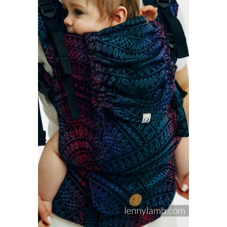 FOR RENT LennyLamb LennyUpGrade PRO adjustable ergonomic carrier Peacock's Tail - Black Opal