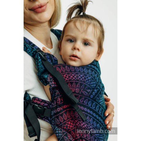 PŮJČOVNA LennyLamb LennyUpGrade PRO rostoucí ergonomické nosítko Peacock's Tail - Black Opal