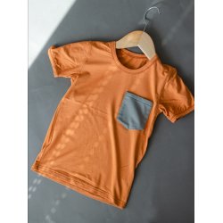 DuoMamas Dětské triko krátký rukáv - s kapsou