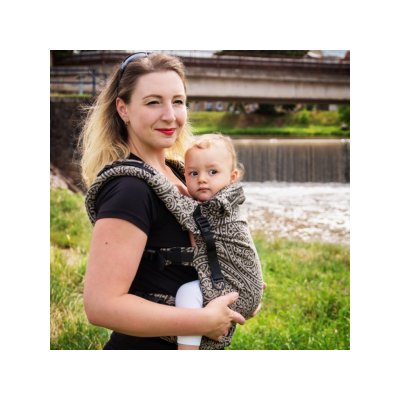 Moisha Grow ergonomical babycarrier Florentine Bengali 