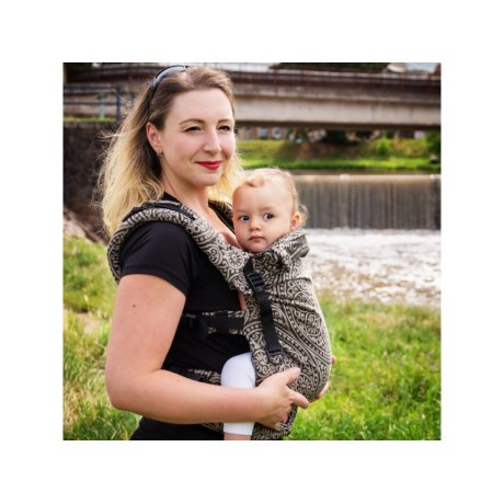 Moisha Grow ergonomical babycarrier Florentine Bengali 